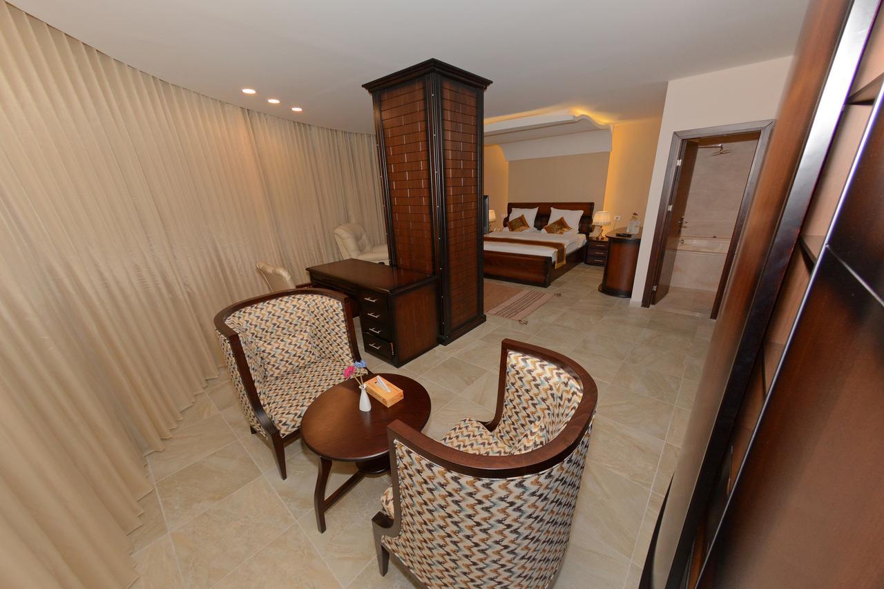 Royal Suites Nablus Eksteriør bilde