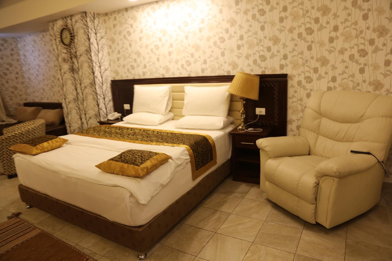 Royal Suites Nablus Eksteriør bilde